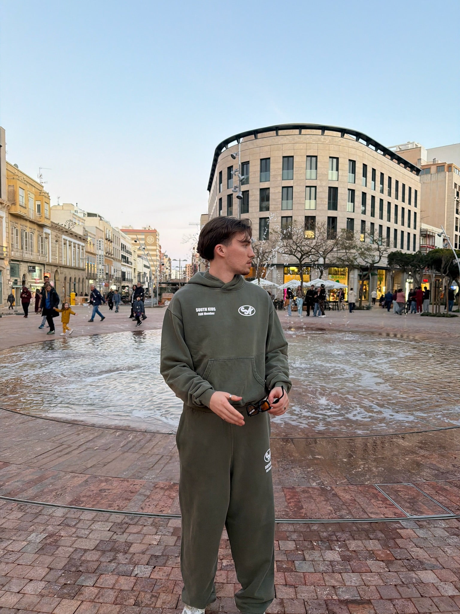 FAM Member Baggy Sweatpants Vintage Olive